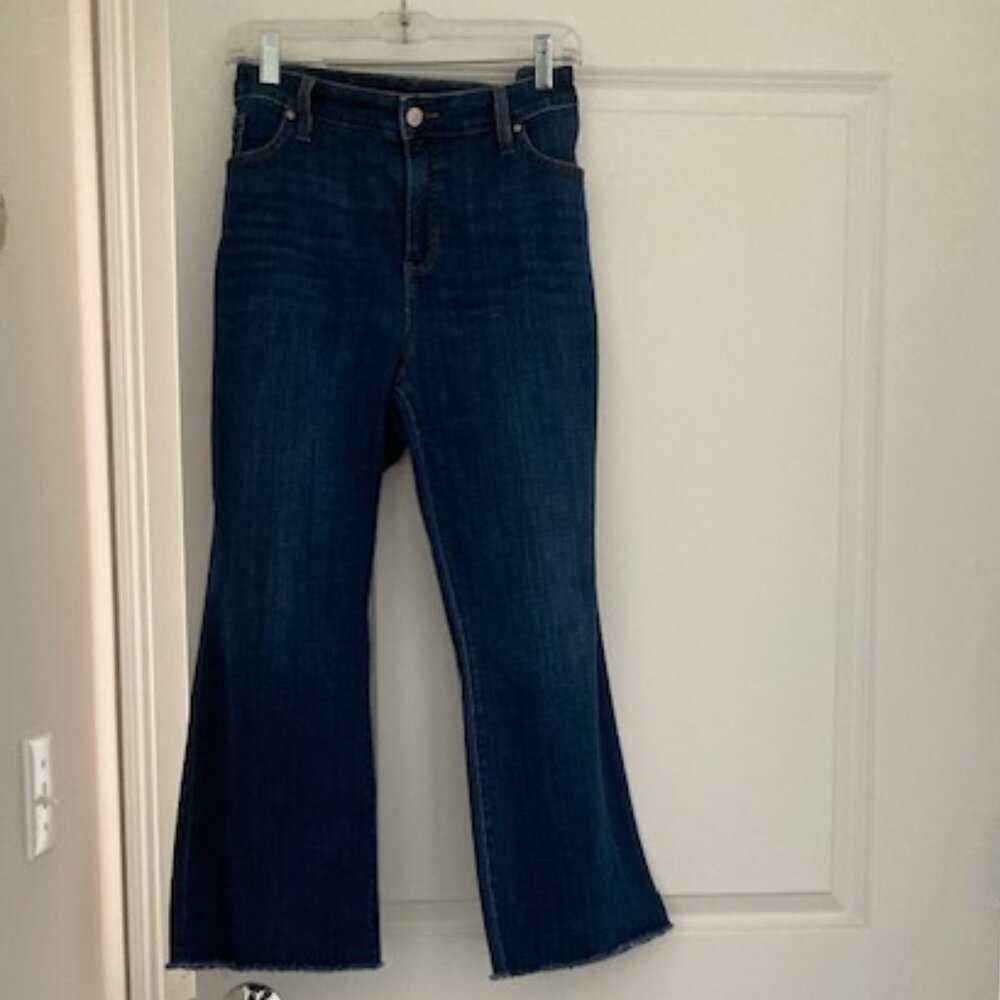 CHICO'S Girlfriend Fray Hem Kick Flare Jeans - Size 2.5 (12 - 14)